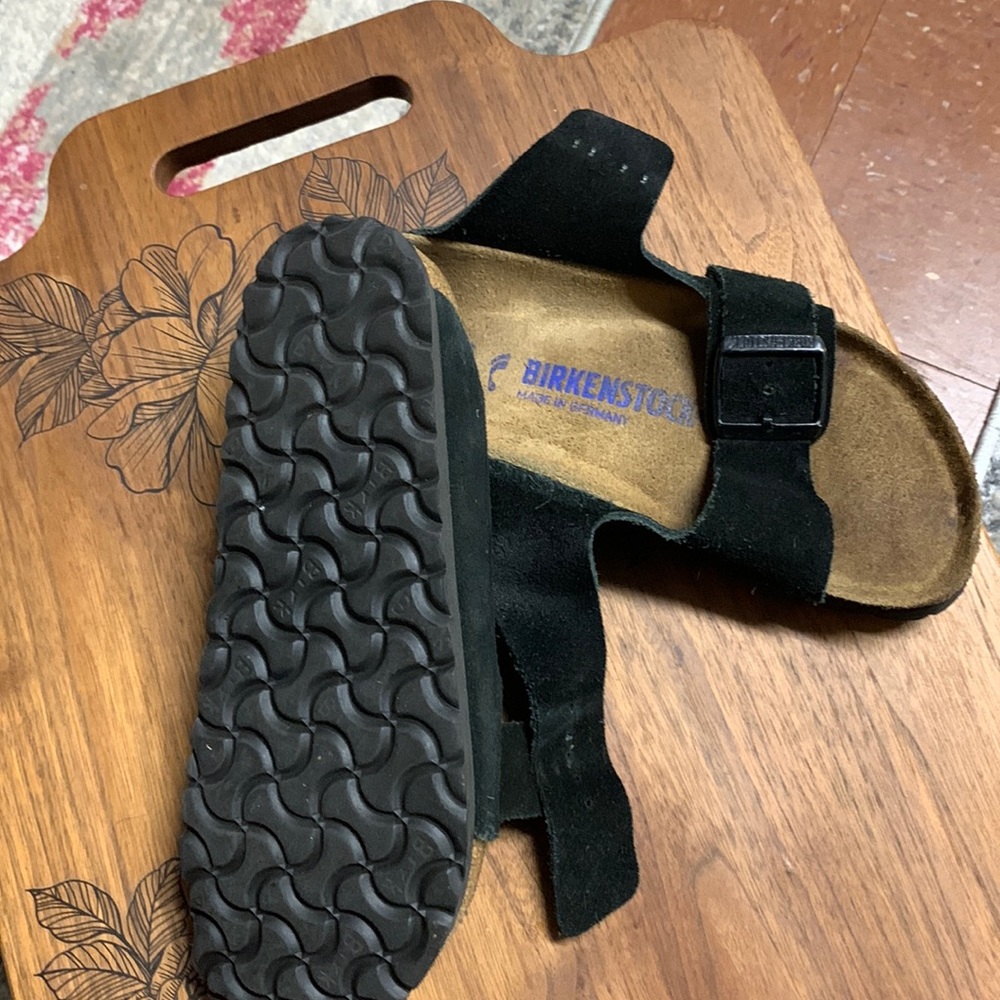 I am selling this shoe because it has really  never been worn.